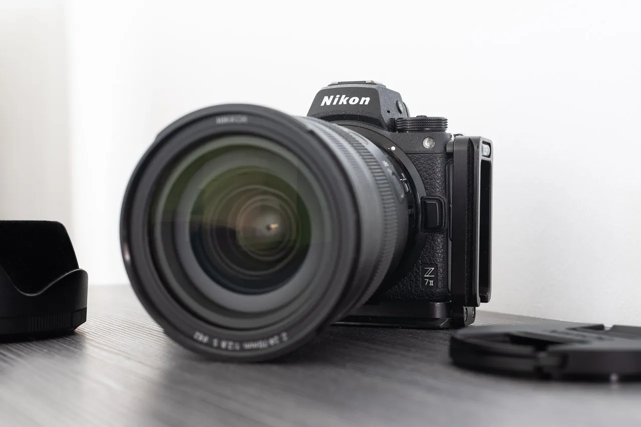 Nikon Z 7 II and Nikkor Z 24-70 mm f2.8 S and L-Bracket